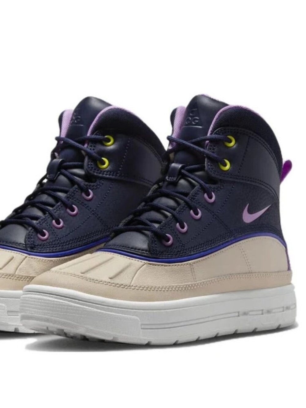 Nike Woodside 2 High ACG GS Sanddrift Obsidian Boots Size 5Y, 5M. 6.5W